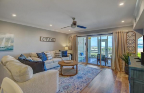 11B Mariners Walk by AvantStay Direct Beach Access Views Communal Pool